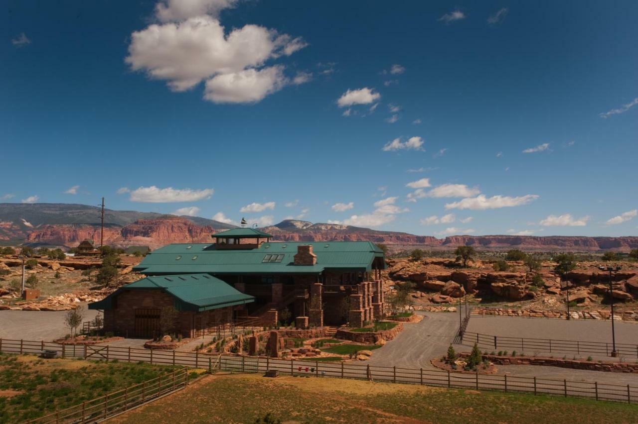 Отель Cougar Ridge Торри Экстерьер фото