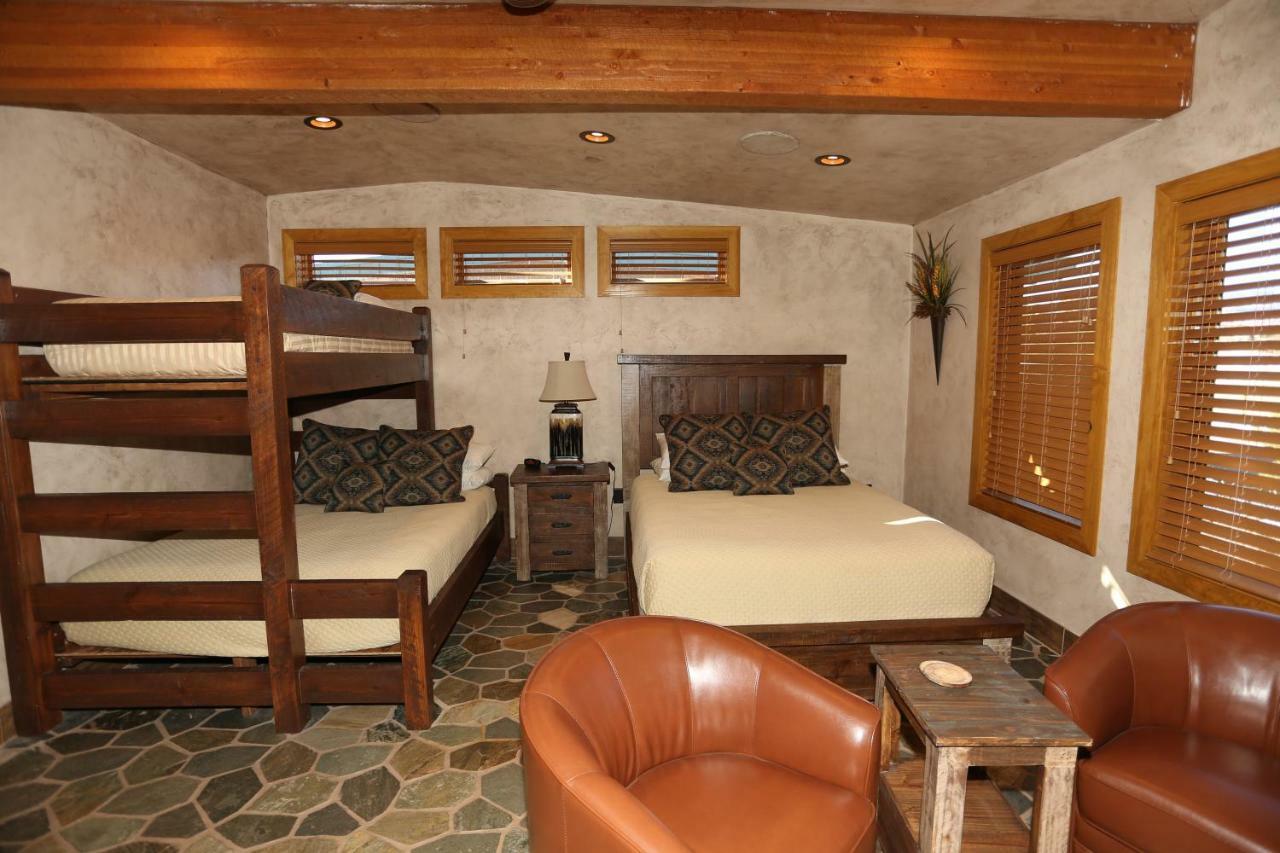 Отель Cougar Ridge Торри Экстерьер фото